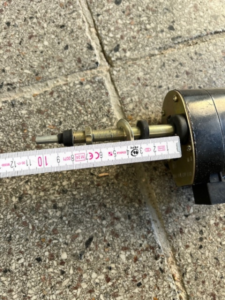 Scheibenwischermotor Traktor Restposten